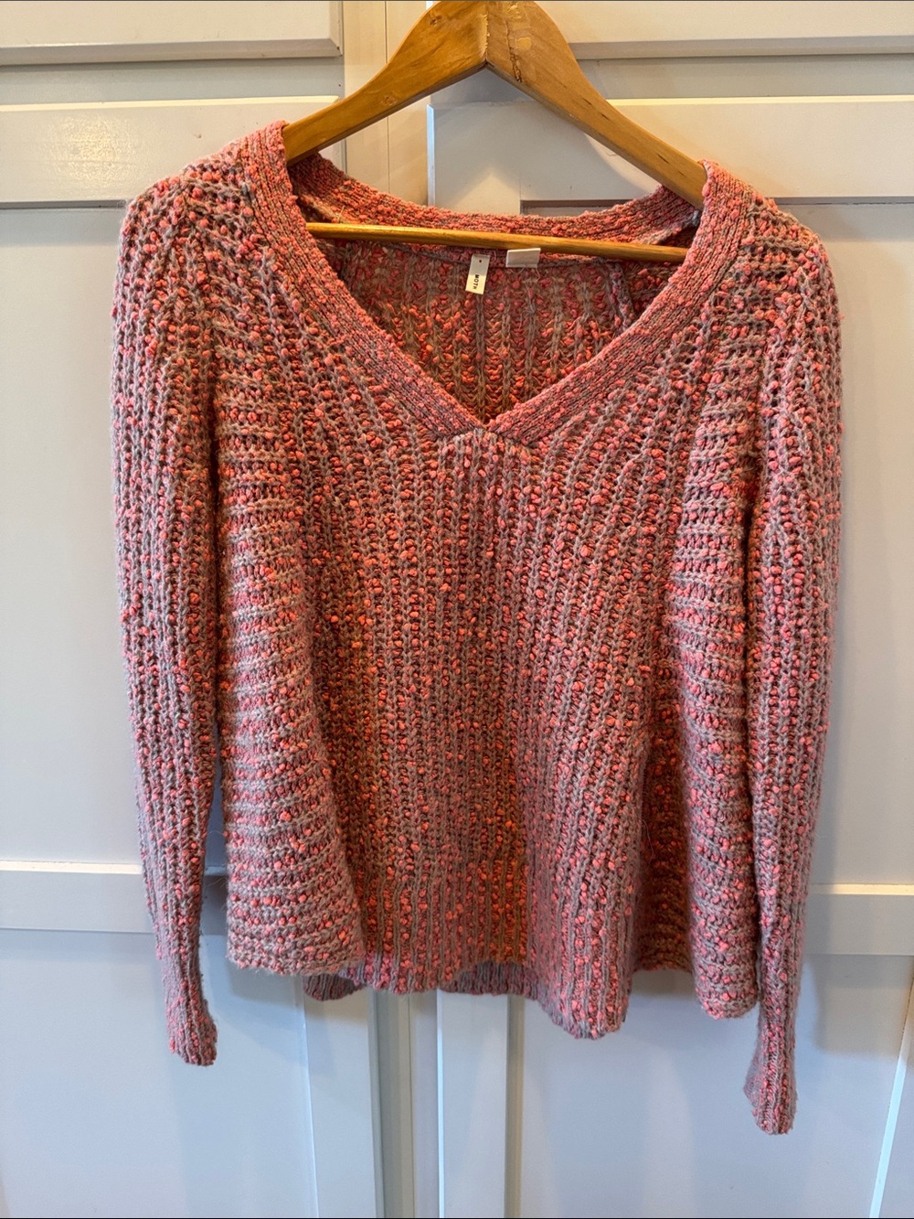 Moth Rose-Multi V-Neck Chunky Knit Sweater